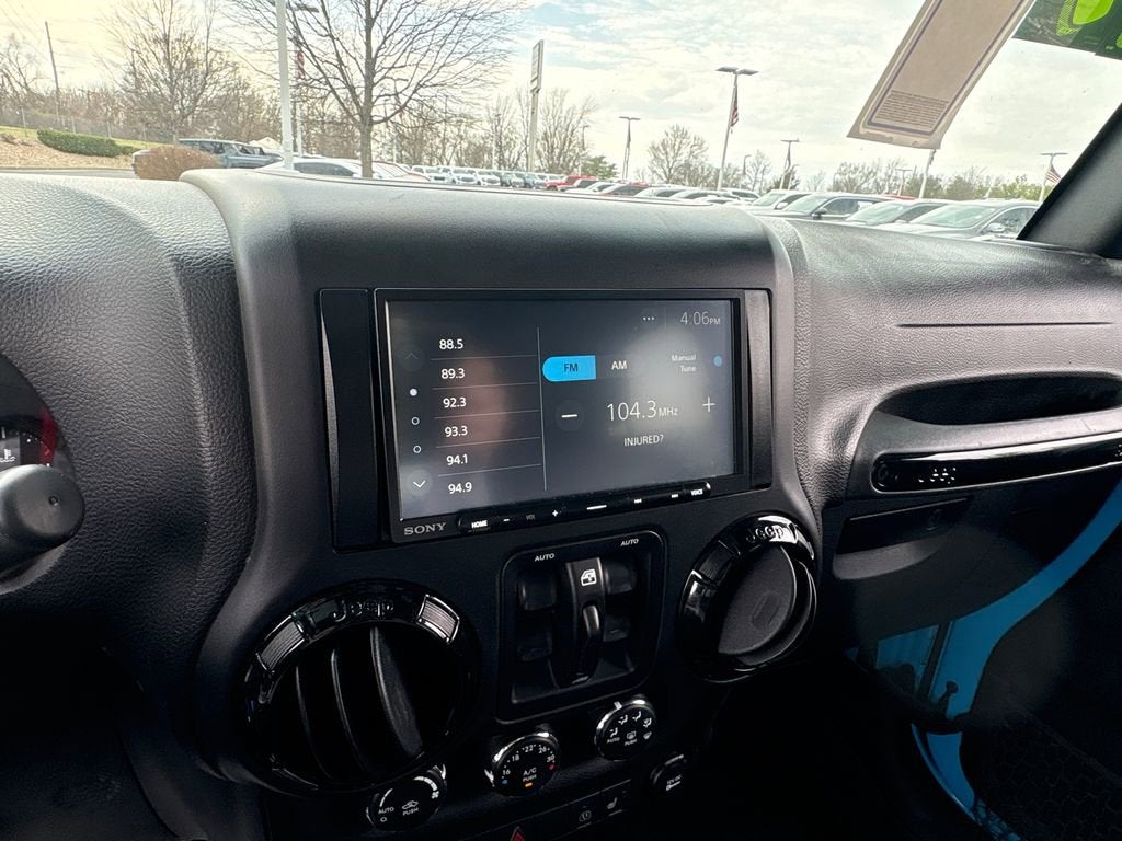 2017 Jeep Wrangler Unlimited Sahara