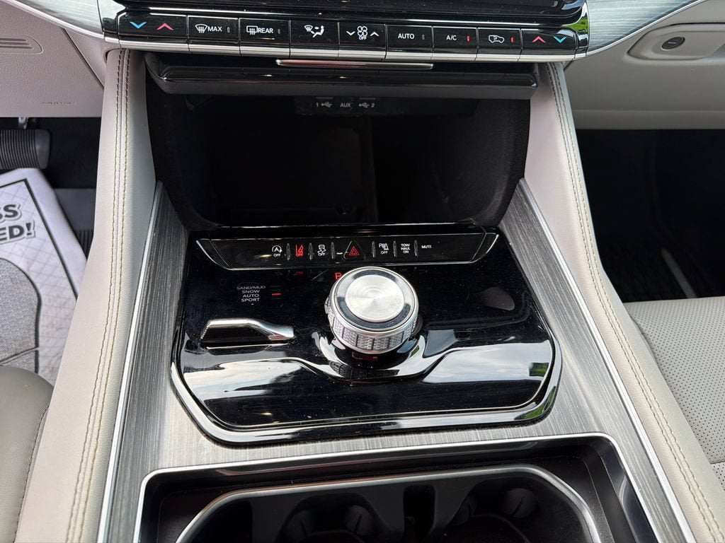 2024 Jeep Wagoneer L Series II