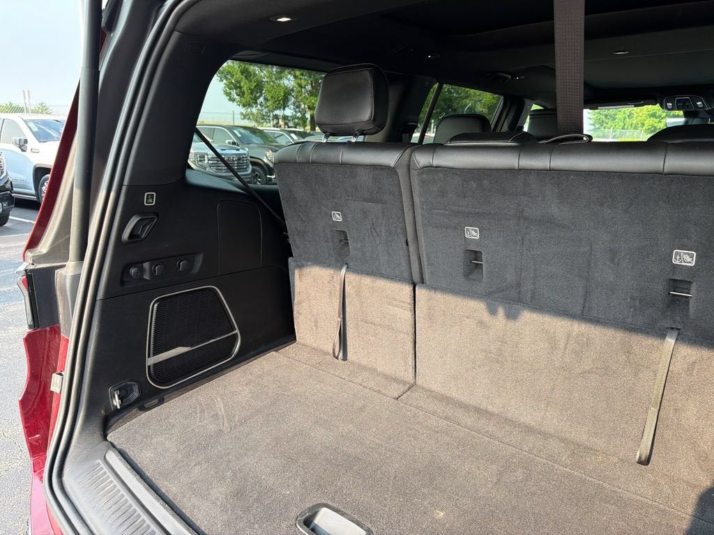 2024 Jeep Wagoneer Base