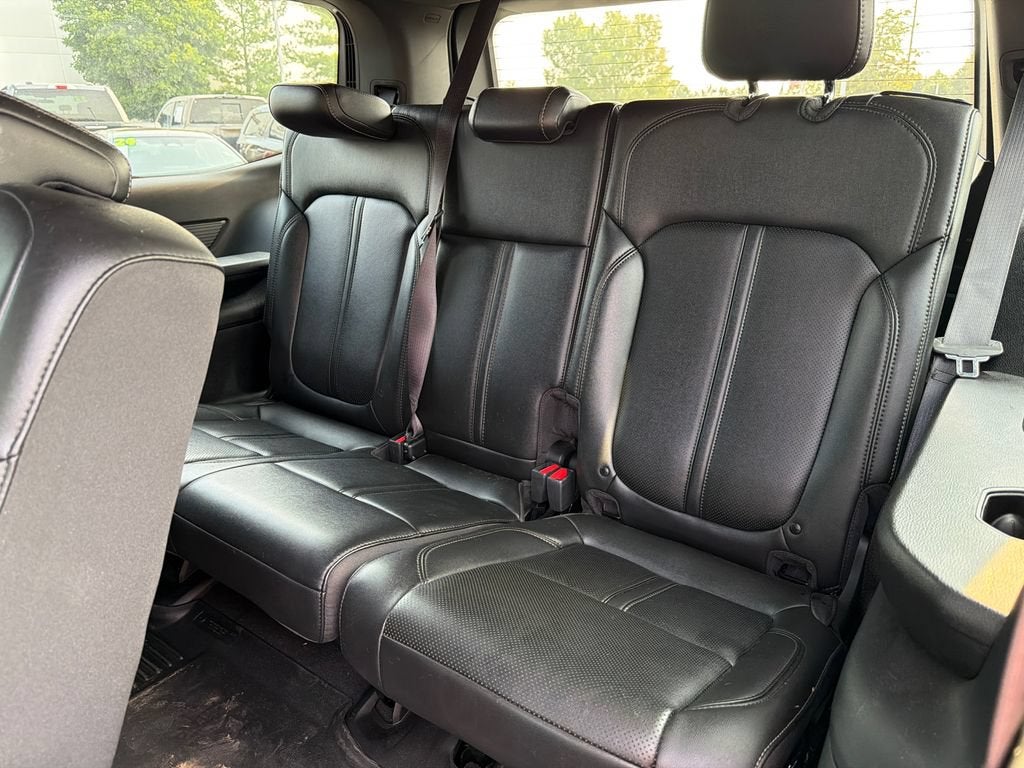 2024 Jeep Wagoneer Base