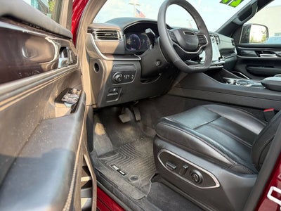 2024 Jeep Wagoneer Base