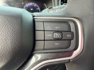 2024 Jeep Wagoneer Base