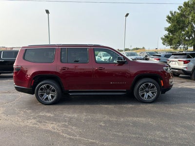 2024 Jeep Wagoneer Base