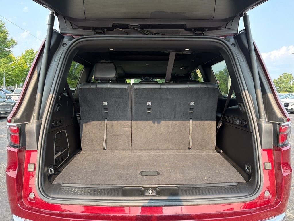 2024 Jeep Wagoneer Base