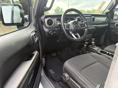 2021 Jeep Gladiator Overland