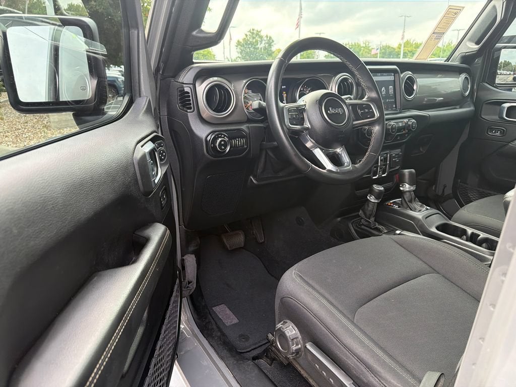 2021 Jeep Gladiator Overland
