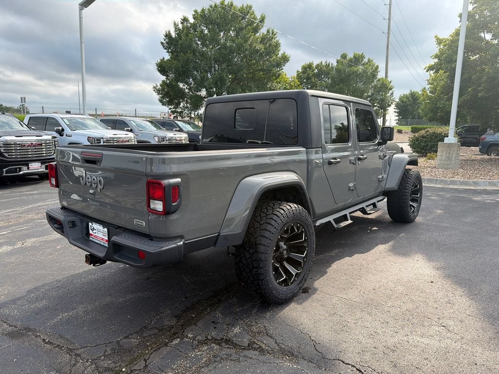 2021 Jeep Gladiator Overland