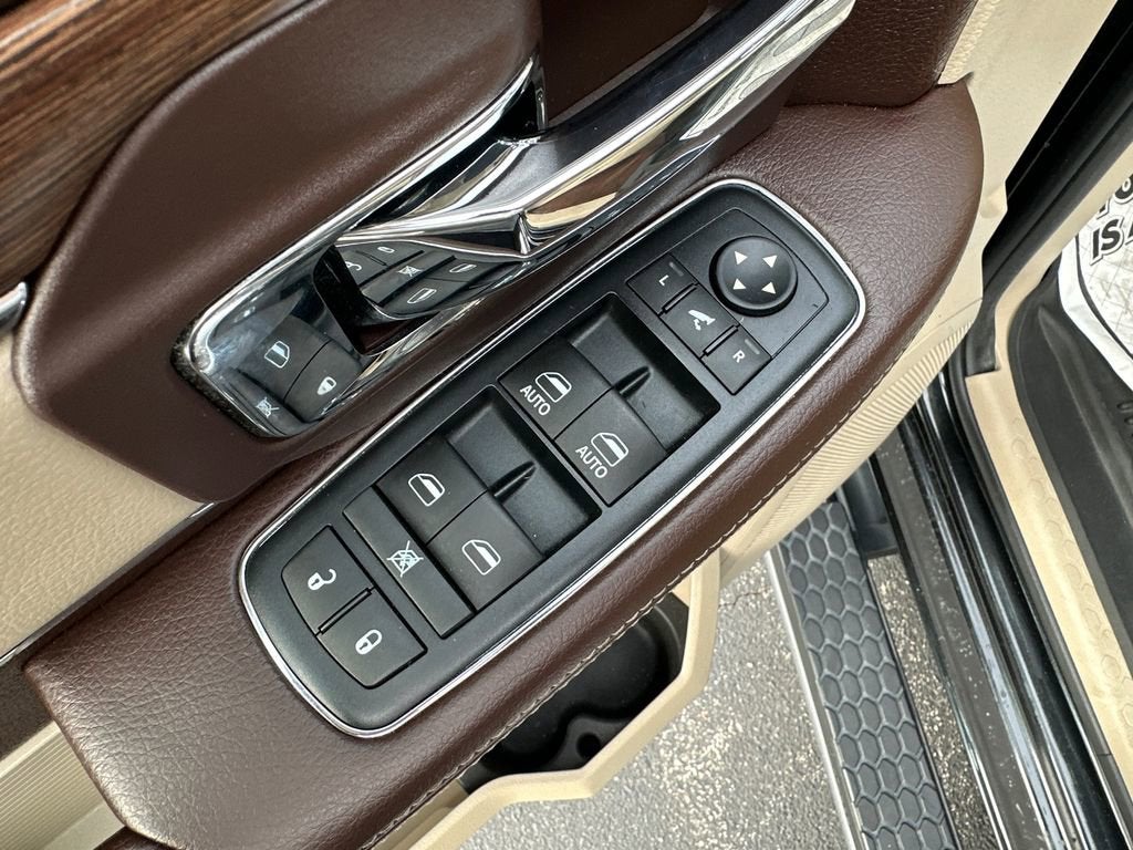 2016 RAM 1500 Laramie