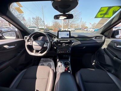 2025 Ford Escape ST-Line Select
