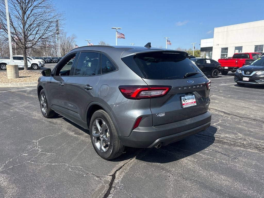 2025 Ford Escape ST-Line Select