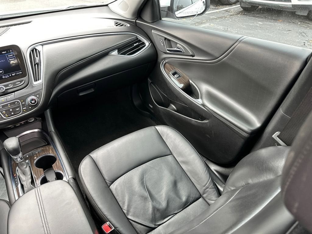 2024 Chevrolet Malibu 2LT