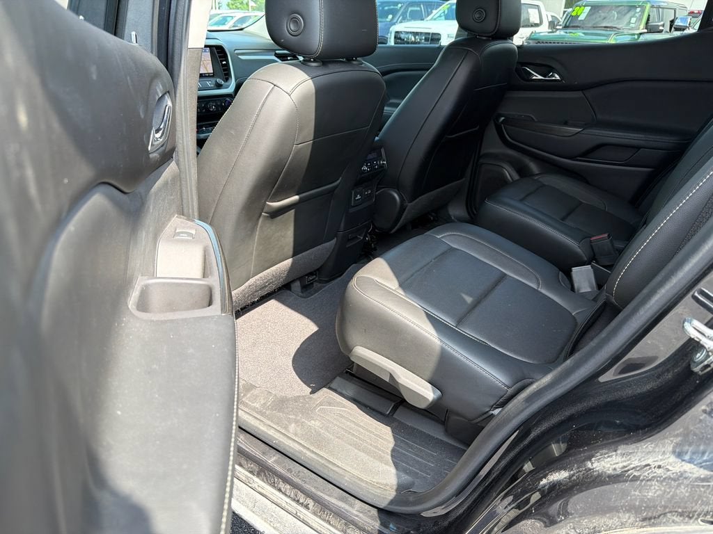 2020 GMC Acadia SLT