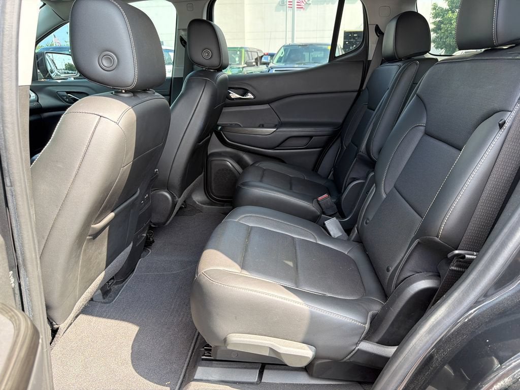 2020 GMC Acadia SLT