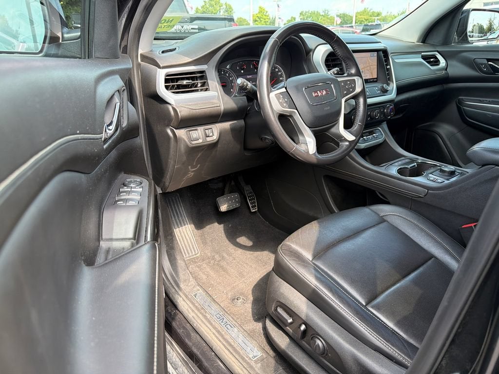 2020 GMC Acadia SLT
