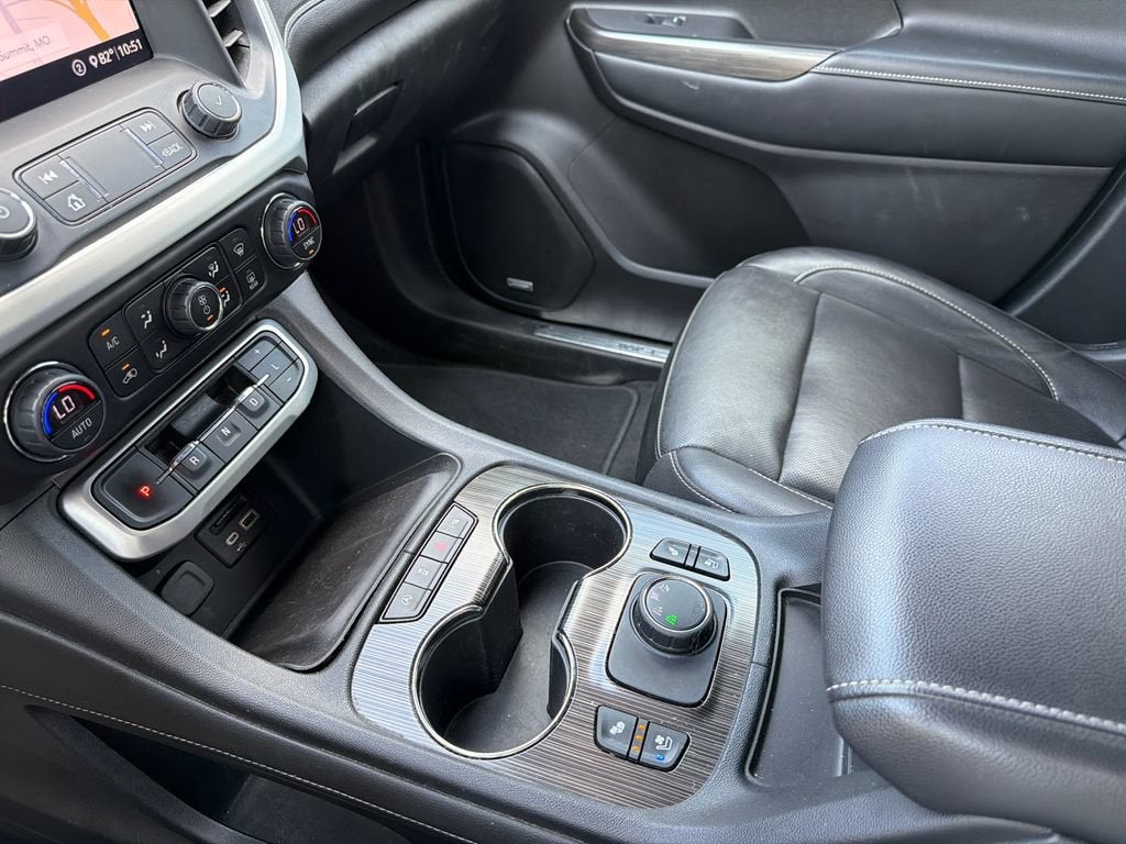 2020 GMC Acadia SLT