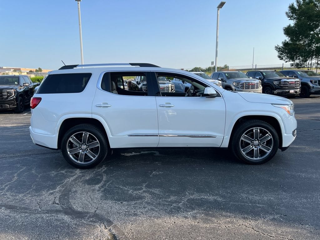 2019 GMC Acadia Denali