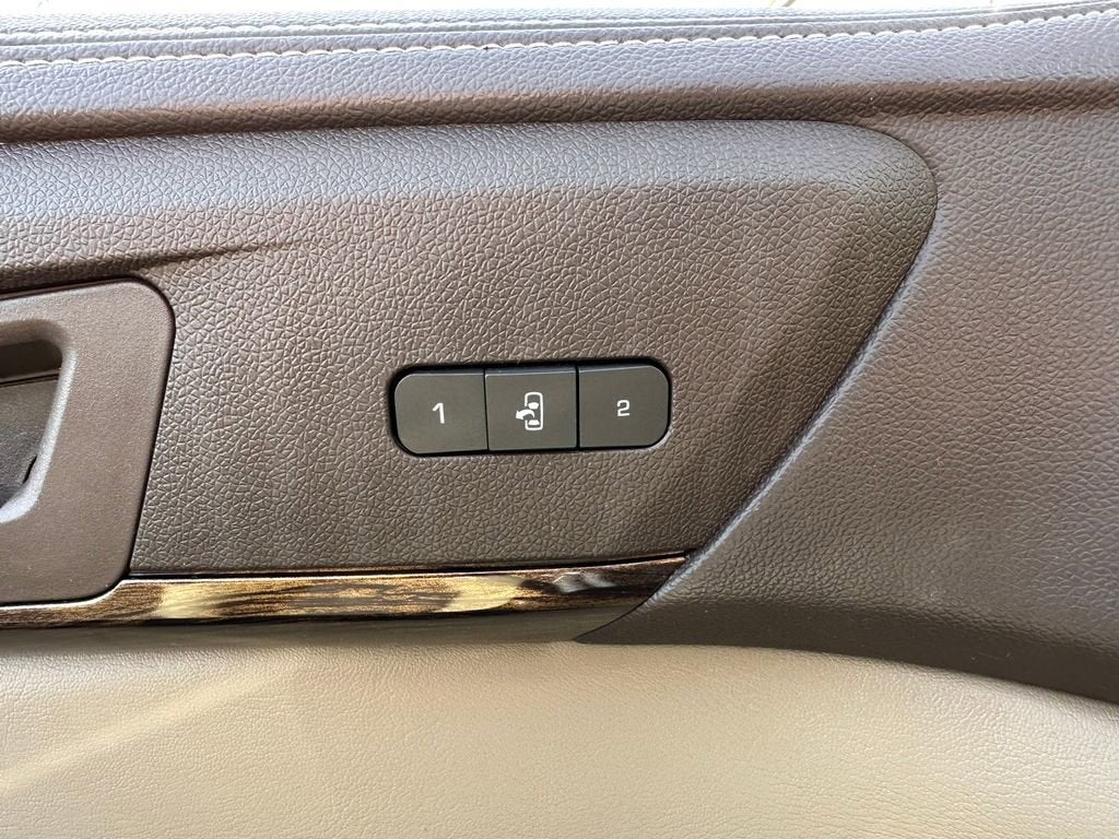 2016 GMC Acadia Denali