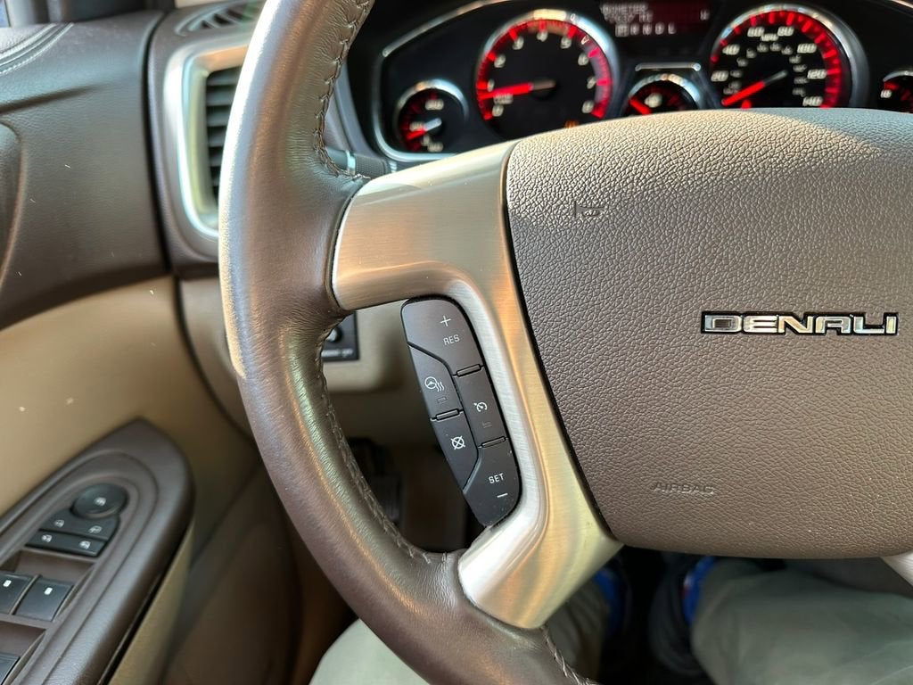 2016 GMC Acadia Denali