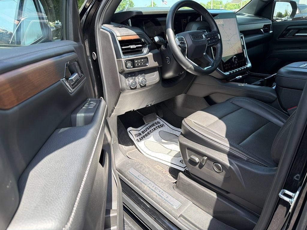 2025 GMC Yukon Denali