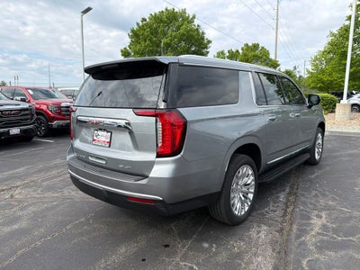 2023 GMC Yukon XL SLT