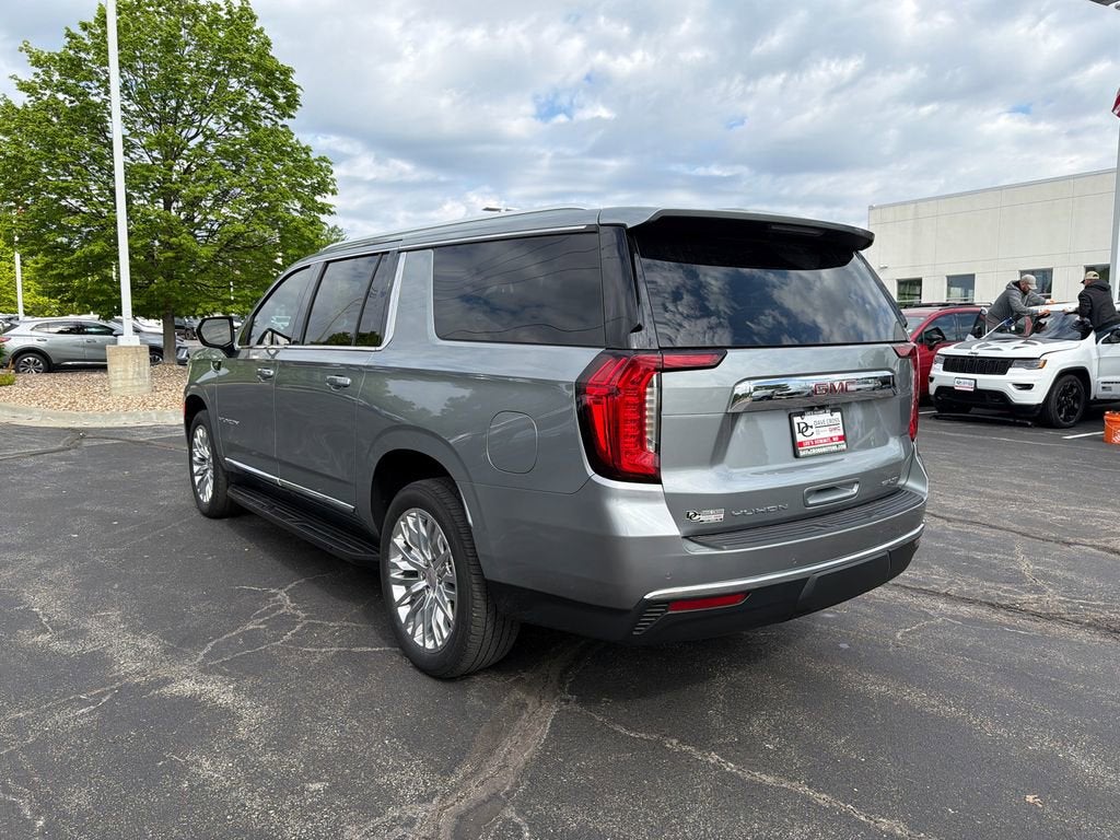 2023 GMC Yukon XL SLT