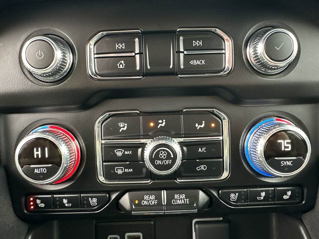 2024 GMC Yukon XL SLT