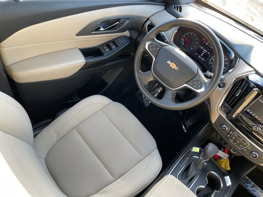 2023 Chevrolet Traverse LS