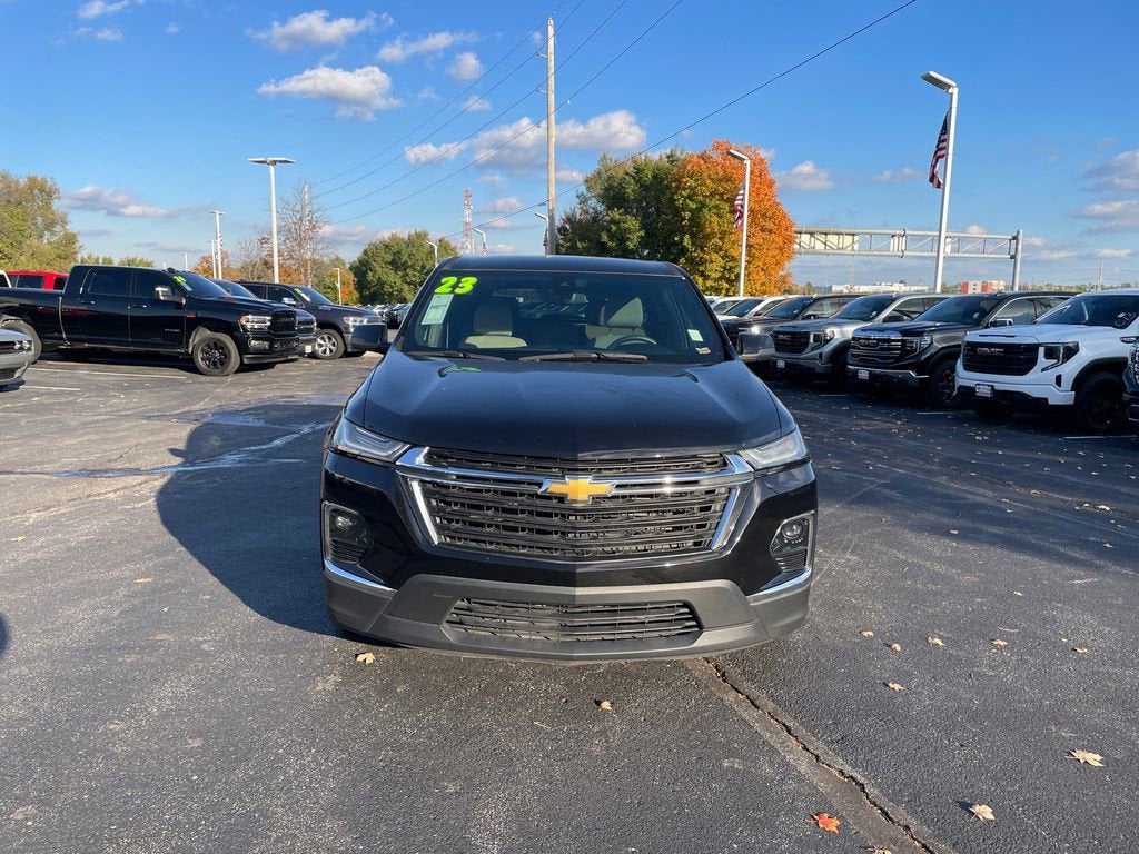 2023 Chevrolet Traverse LS