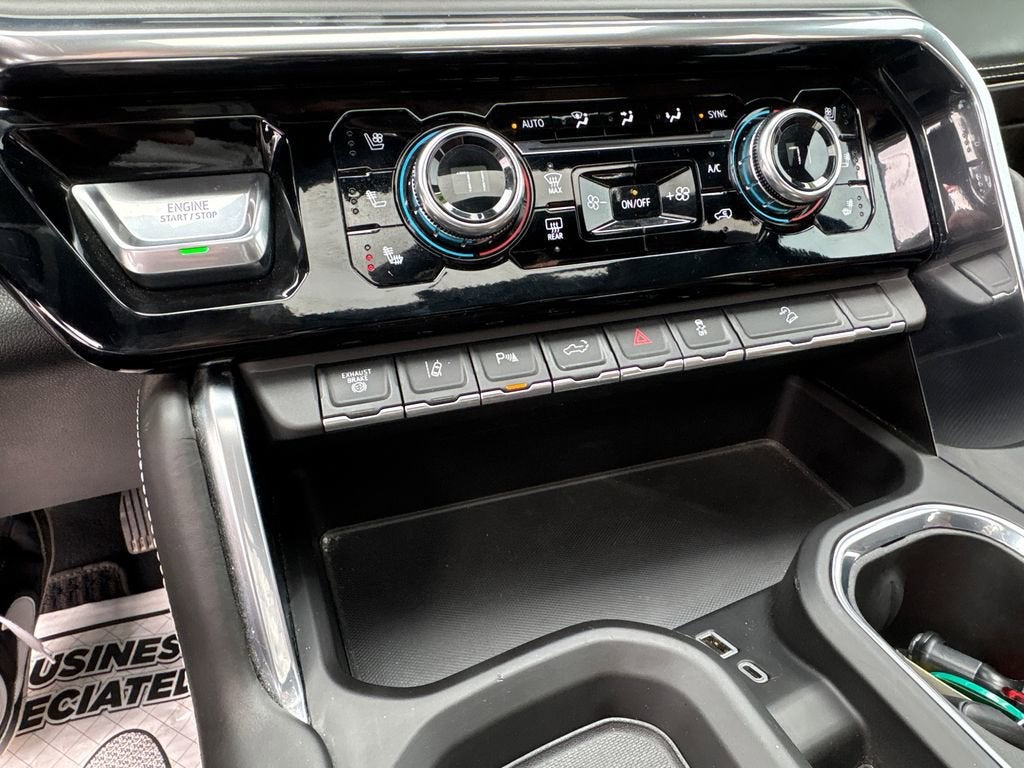 2024 GMC Sierra 3500 HD Denali Ultimate