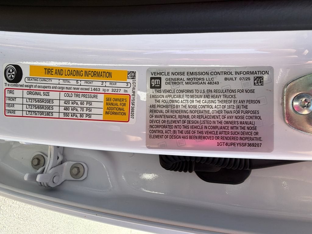 2025 GMC Sierra 2500 HD AT4