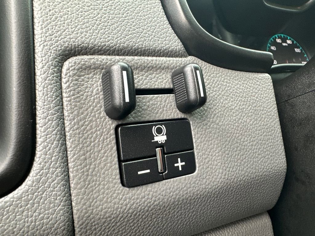 2022 GMC Canyon Elevation Standard