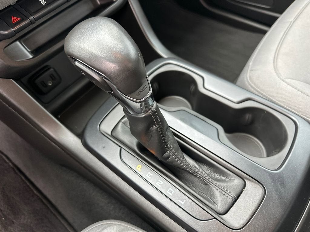 2022 GMC Canyon Elevation Standard