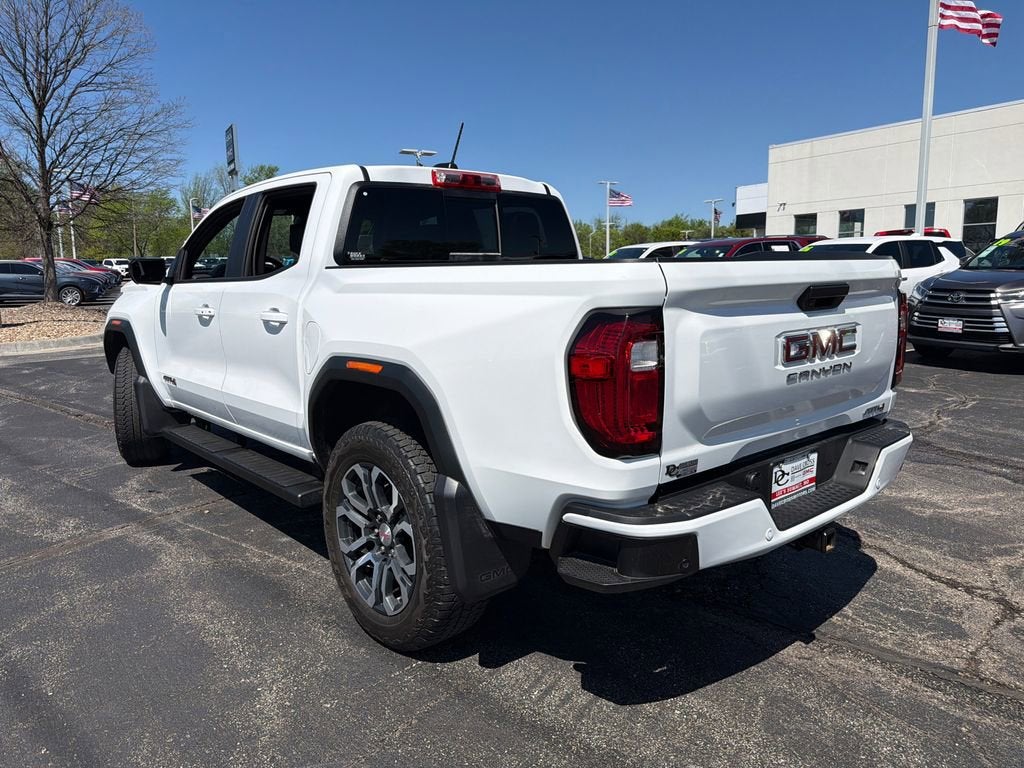 2024 GMC Canyon AT4