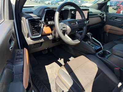 2024 GMC Canyon AT4