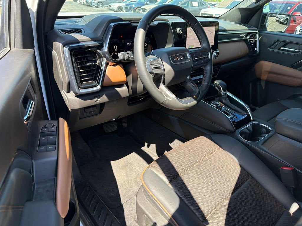 2024 GMC Canyon AT4