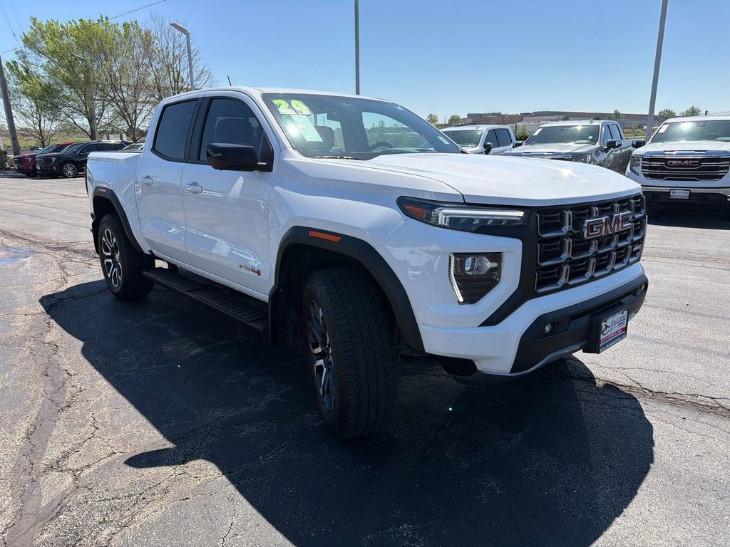 2024 GMC Canyon AT4