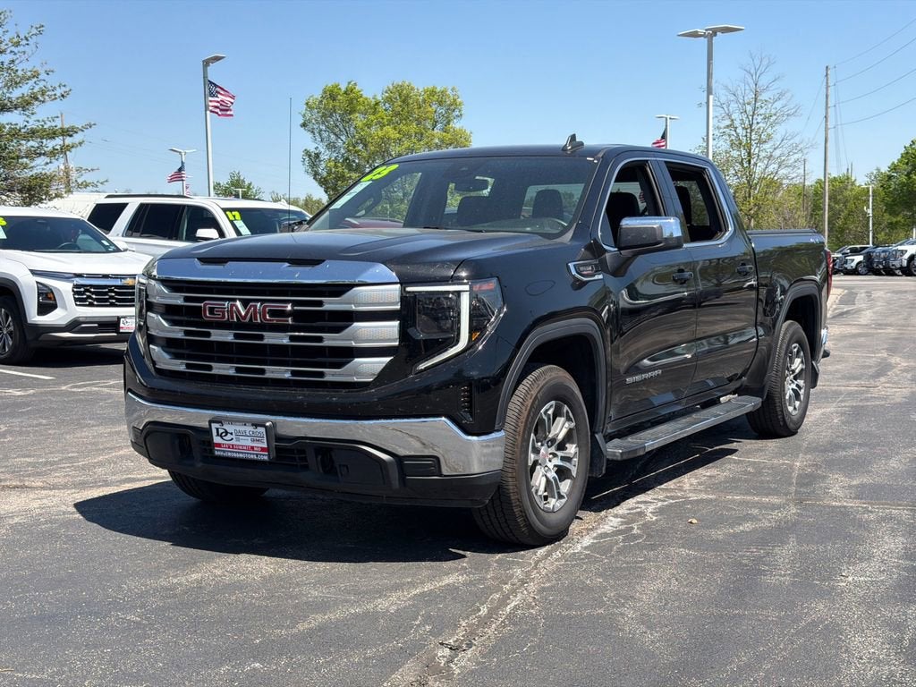 Used 2023 GMC Sierra 1500 SLE with VIN 1GTUUBE80PZ309568 for sale in Kansas City