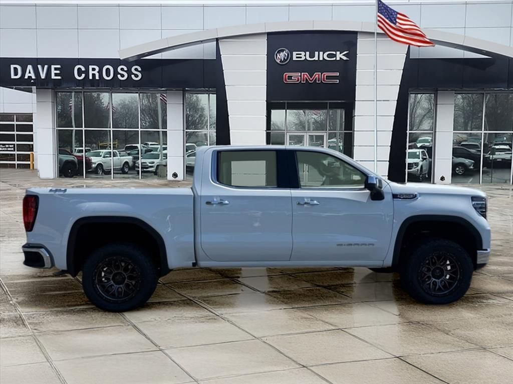 2025 GMC Sierra 1500 SLT