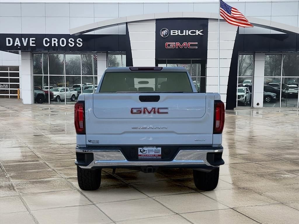 2025 GMC Sierra 1500 SLT