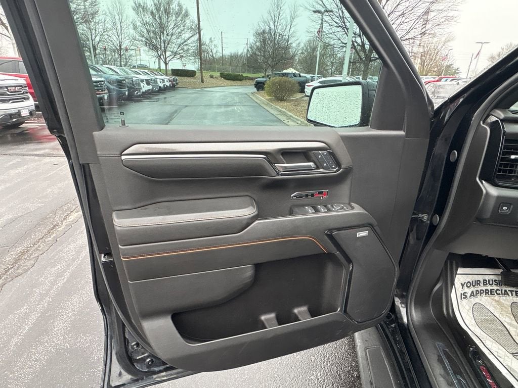 2024 GMC Sierra 1500 AT4