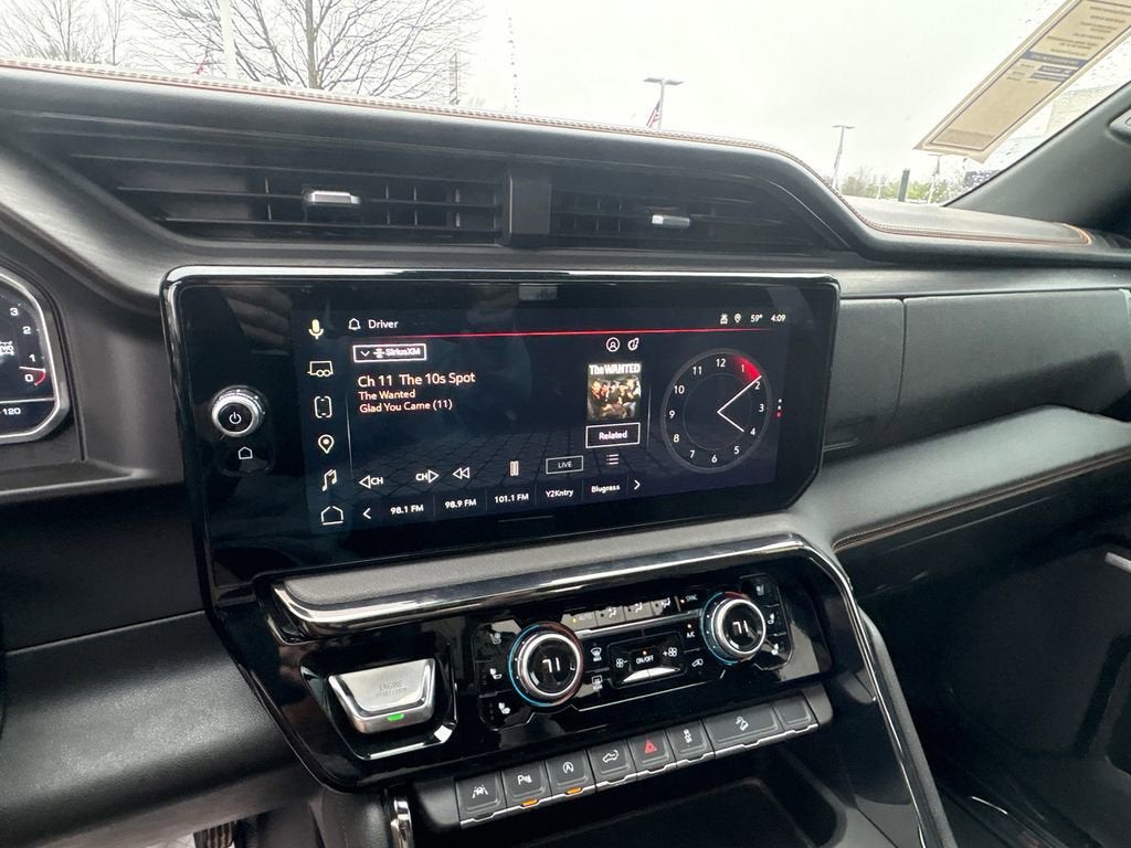 2024 GMC Sierra 1500 AT4