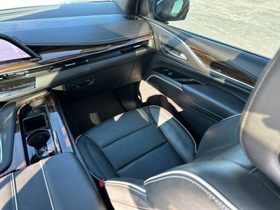 2023 Cadillac Escalade ESV Premium Luxury
