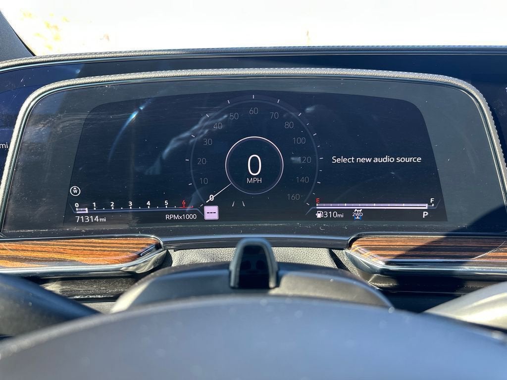 2023 Cadillac Escalade ESV Premium Luxury