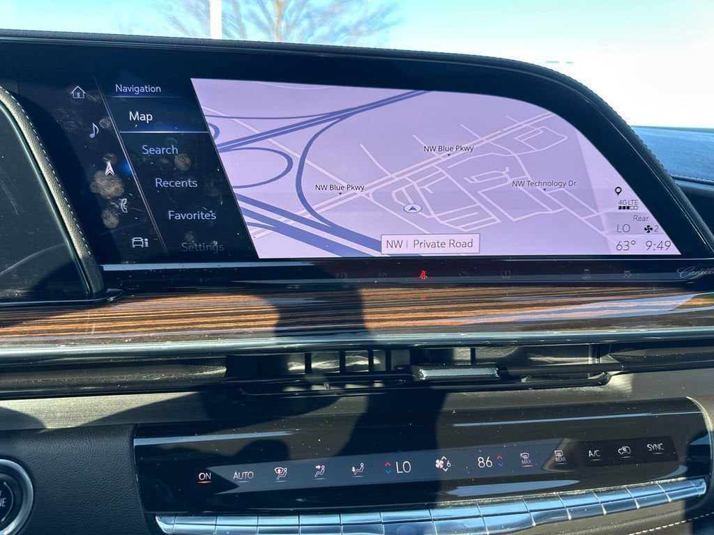 2023 Cadillac Escalade ESV Premium Luxury