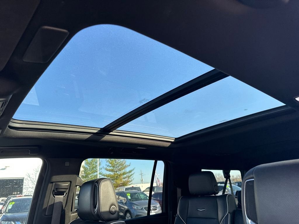 2023 Cadillac Escalade ESV Premium Luxury