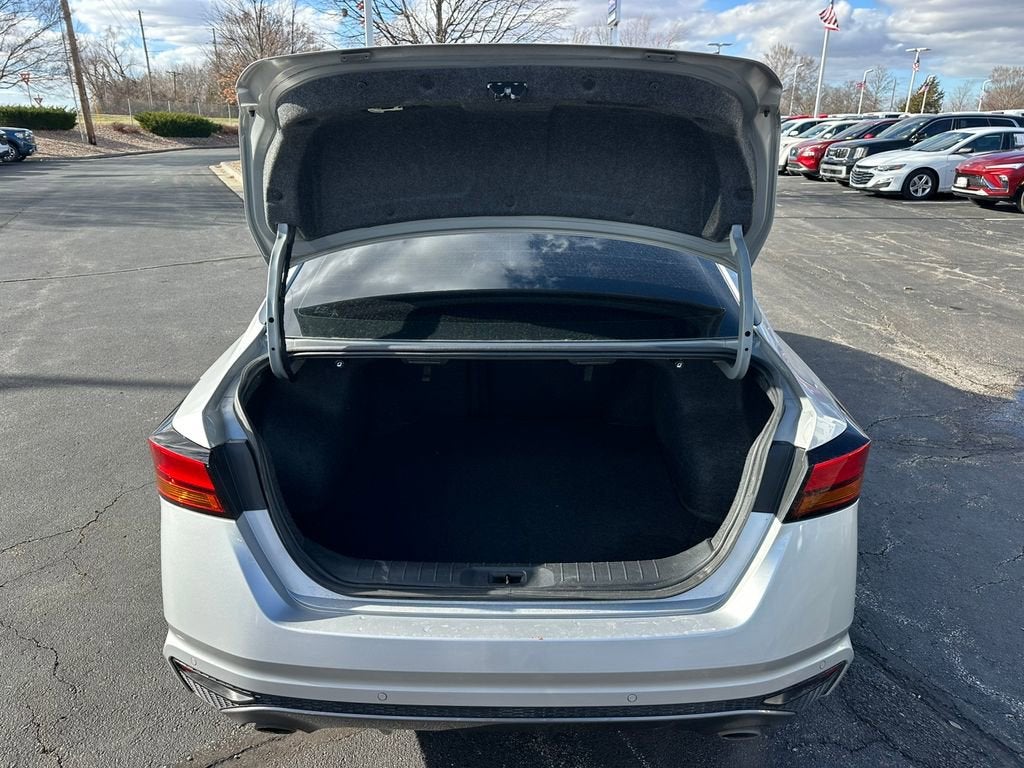 2021 Nissan Altima 2.5 SR