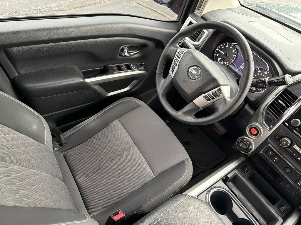 2021 Nissan Titan SV