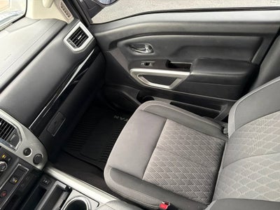 2021 Nissan Titan SV