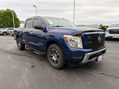 2021 Nissan Titan SV