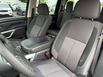 2021 Nissan Titan SV
